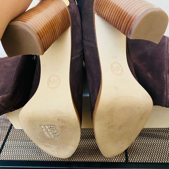 Michael Kors Suede chocolate Brown Heeled Boot - Picture 3 of 4